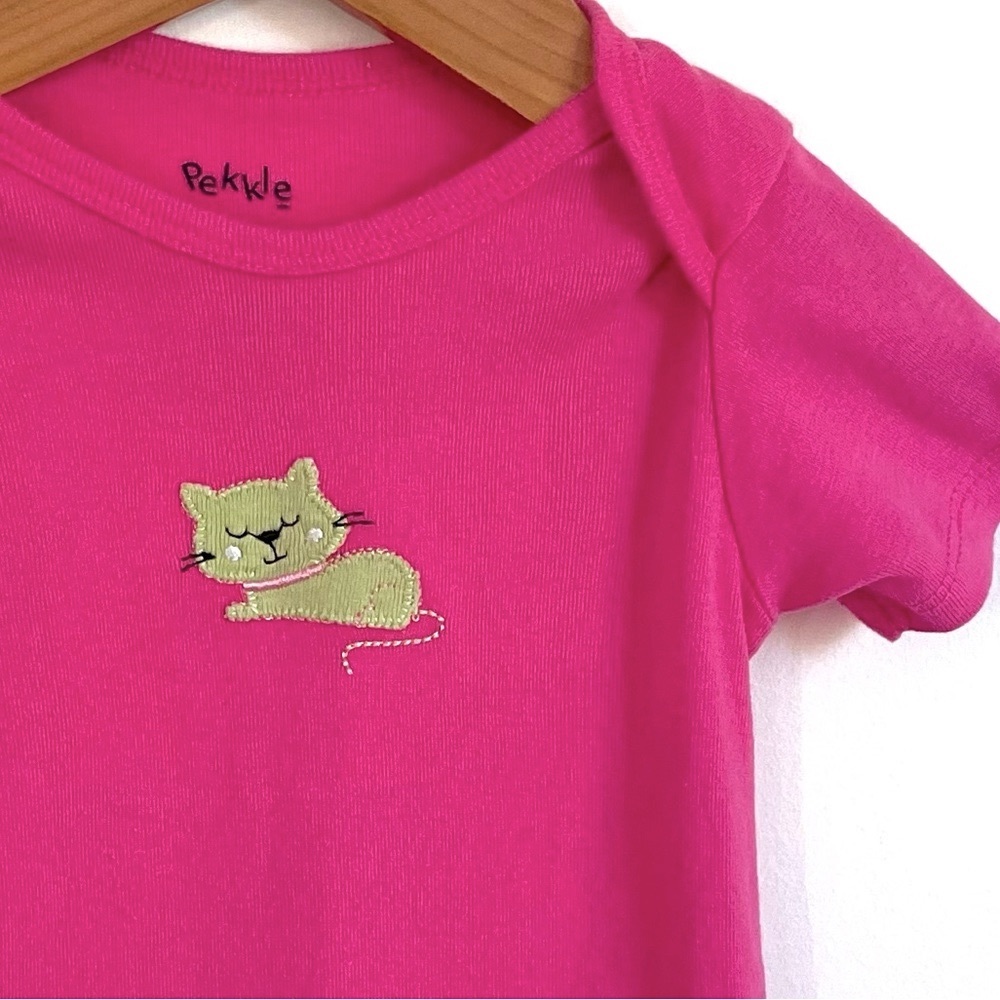 10/$20💥Pekkle 🐱 Cat Embroidery Bodysuit Onesie, Bright Fuchsia, Short Sleeves